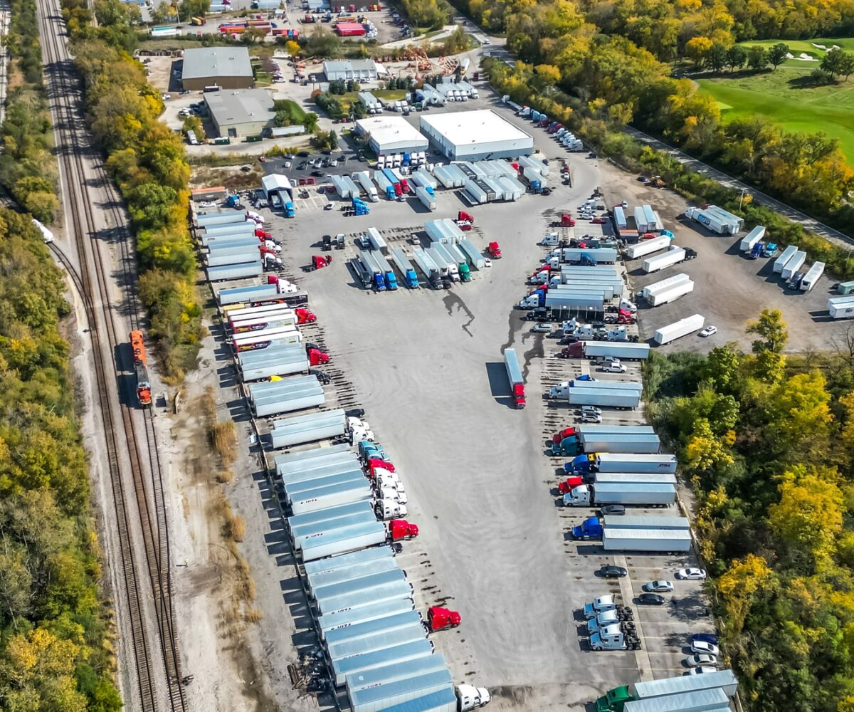 13769 Main St Lemont IL 60439 parking and buildings