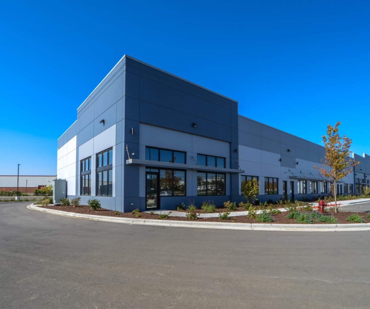 1440 Bolingbrook Dr Building and parking lot